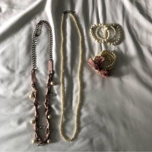 **5 ITEMS FOR $5** Costume Pearl Jewelry Lot